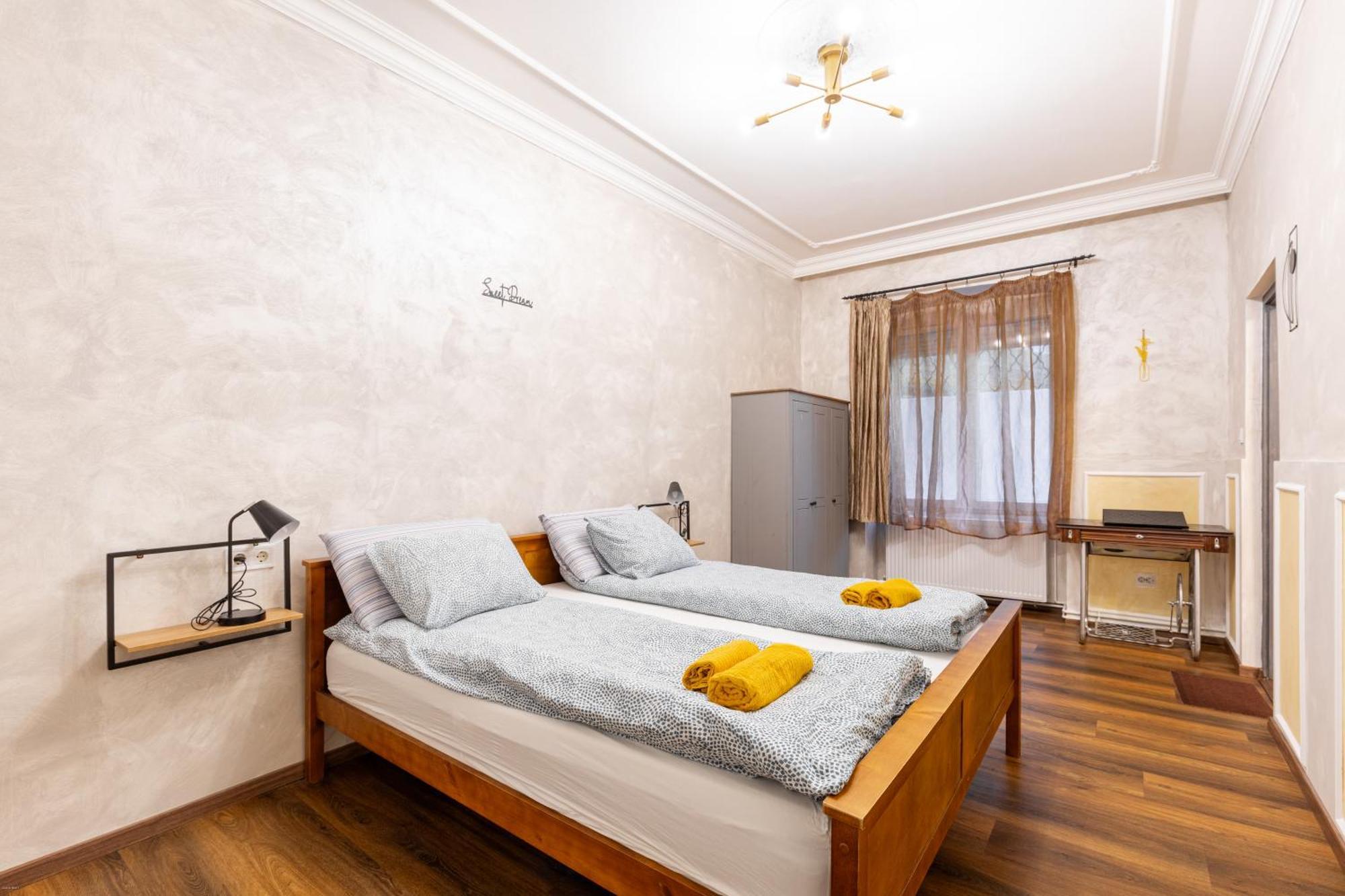 Apartament Mari&Emi Flat In Corvin Budapeszt Zewnętrze zdjęcie