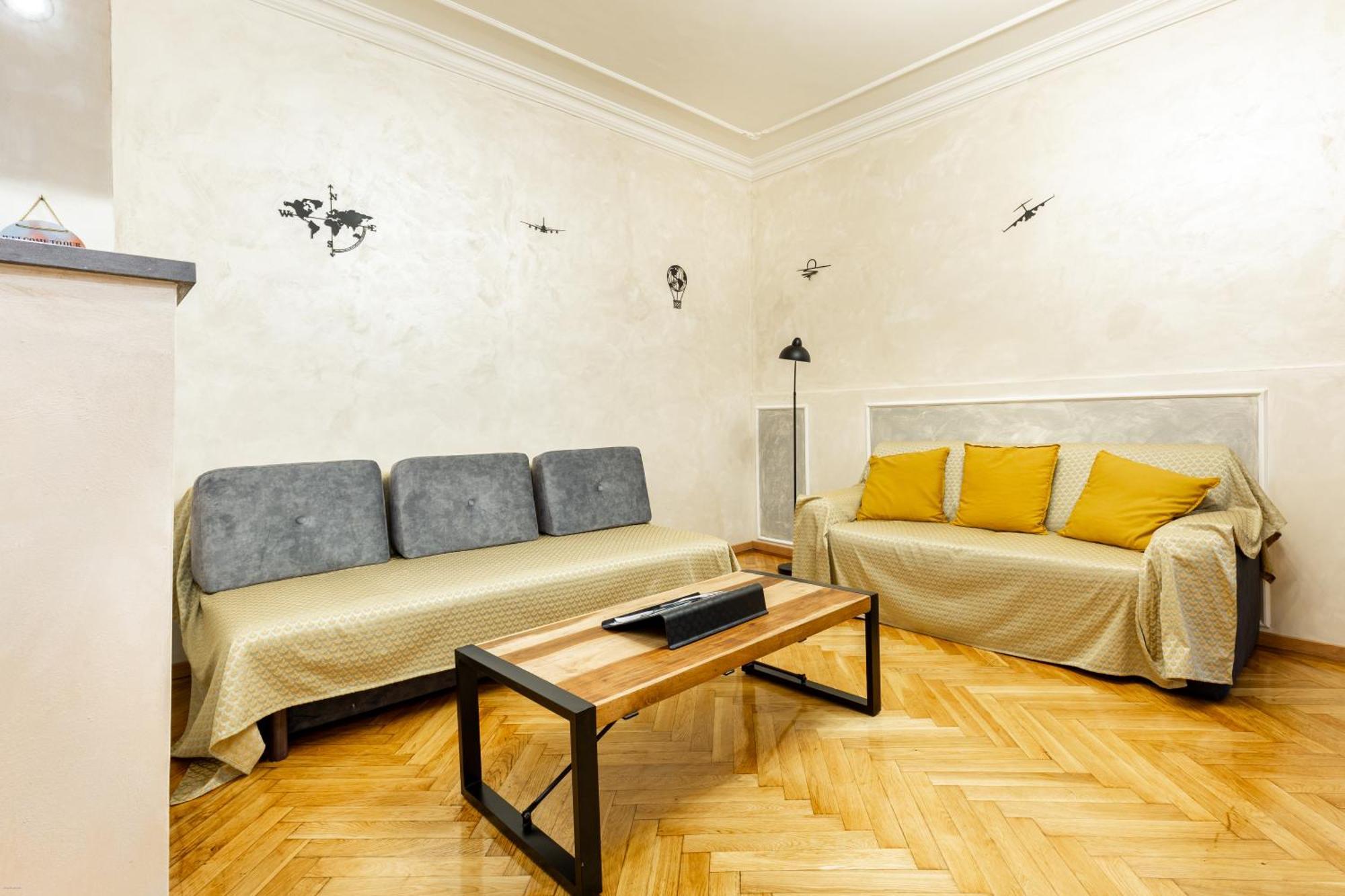 Apartament Mari&Emi Flat In Corvin Budapeszt Zewnętrze zdjęcie