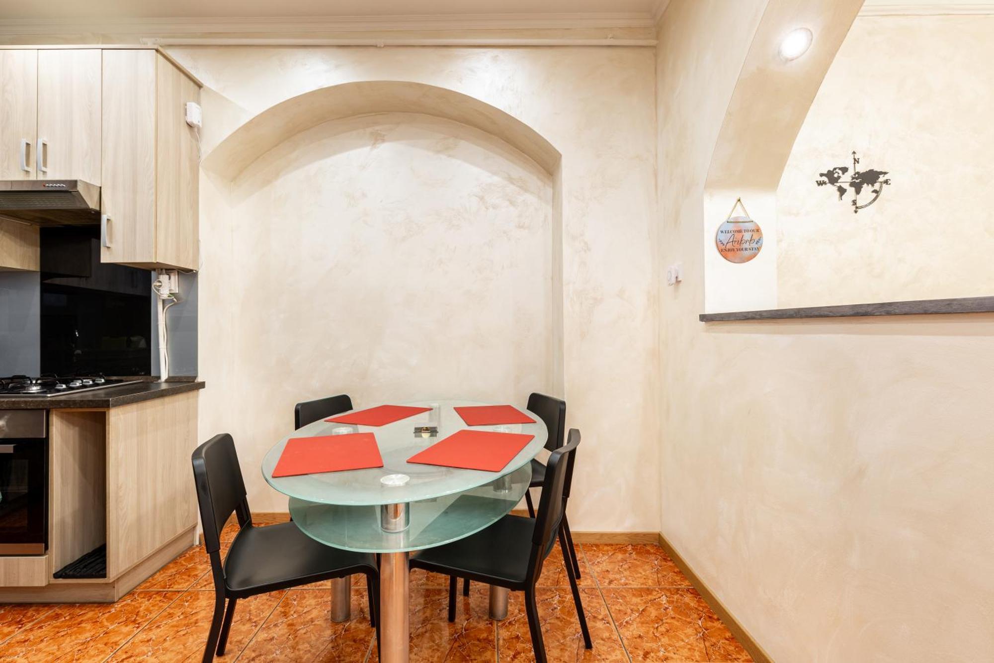 Apartament Mari&Emi Flat In Corvin Budapeszt Zewnętrze zdjęcie