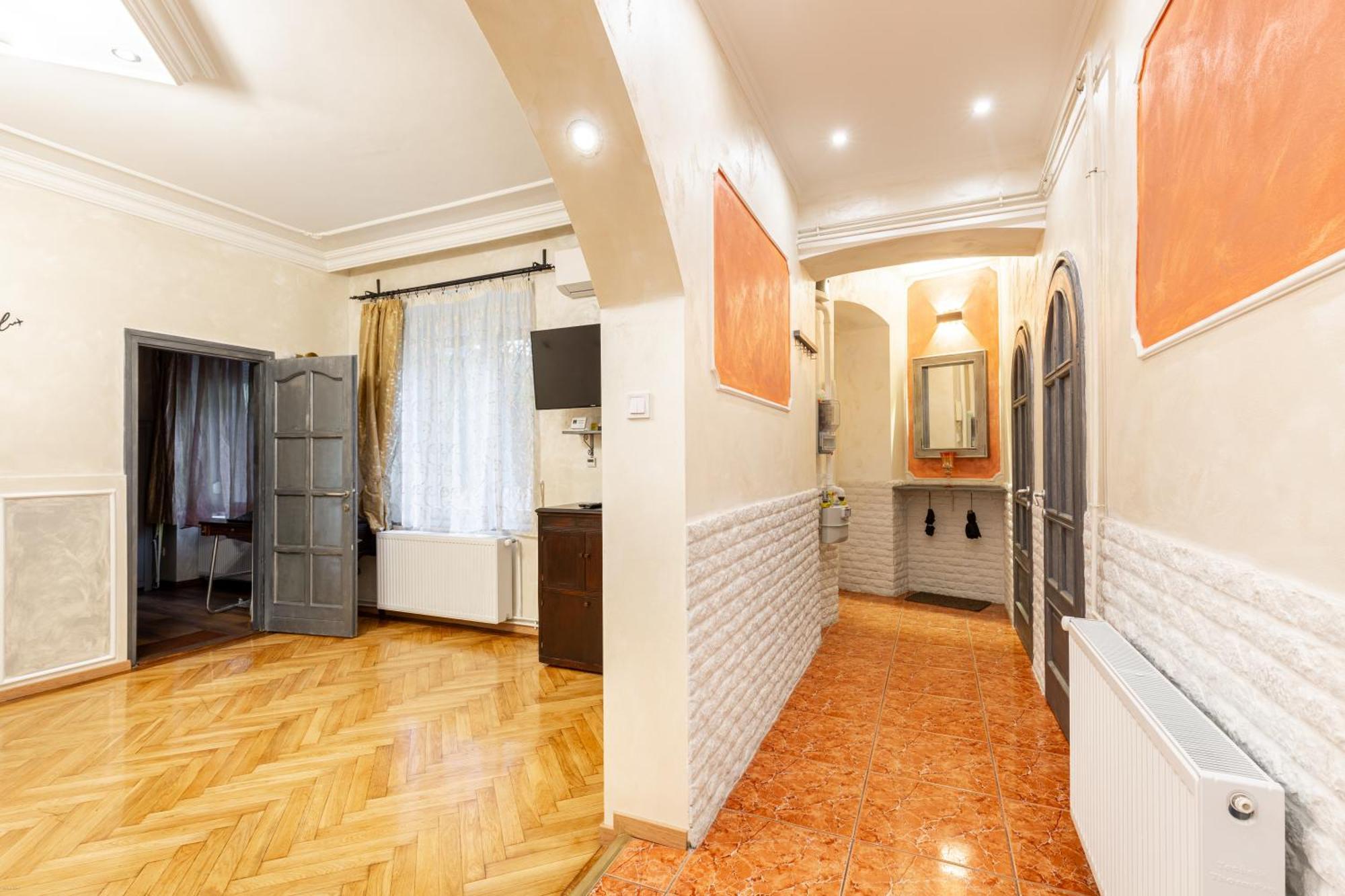 Apartament Mari&Emi Flat In Corvin Budapeszt Zewnętrze zdjęcie