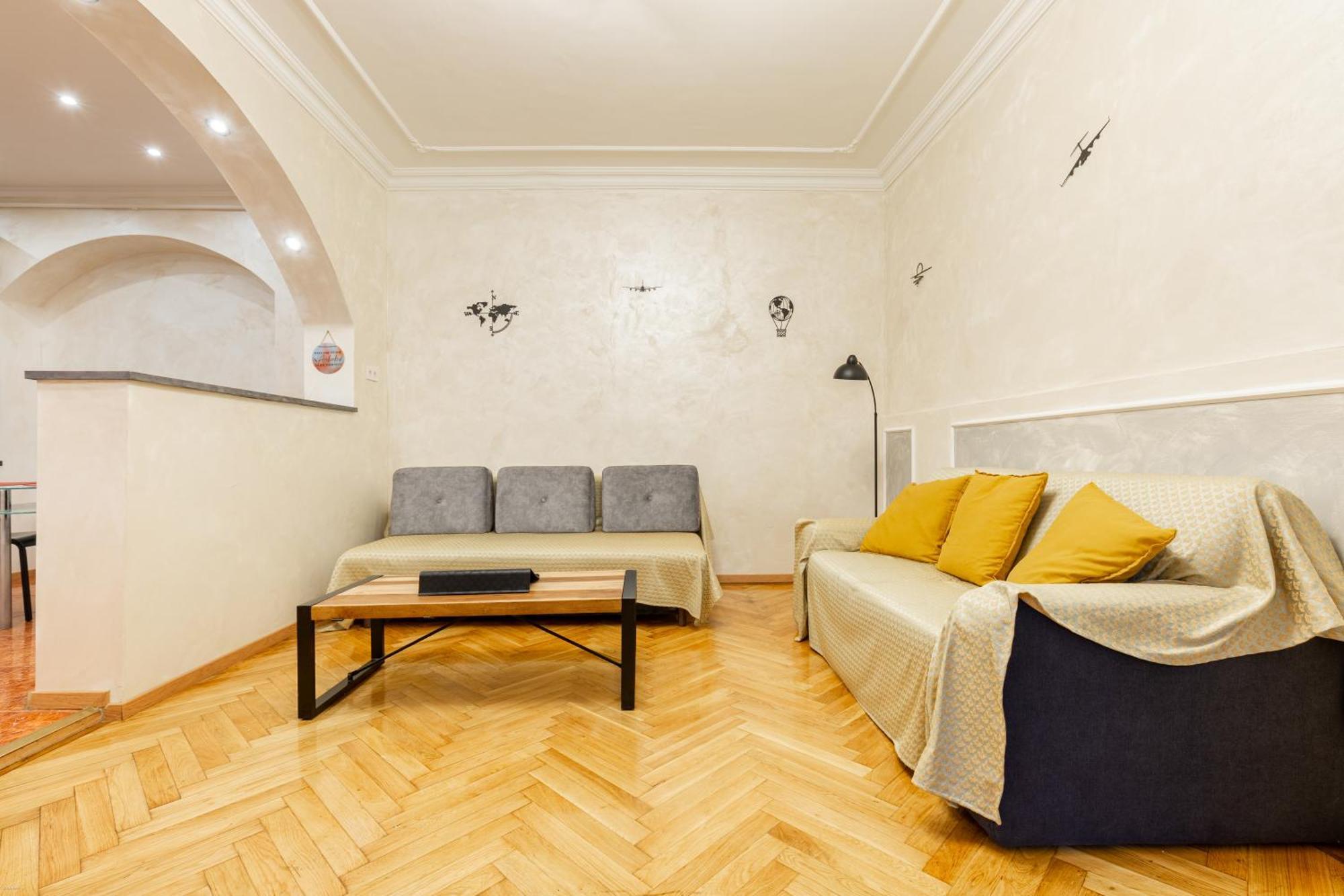 Apartament Mari&Emi Flat In Corvin Budapeszt Zewnętrze zdjęcie