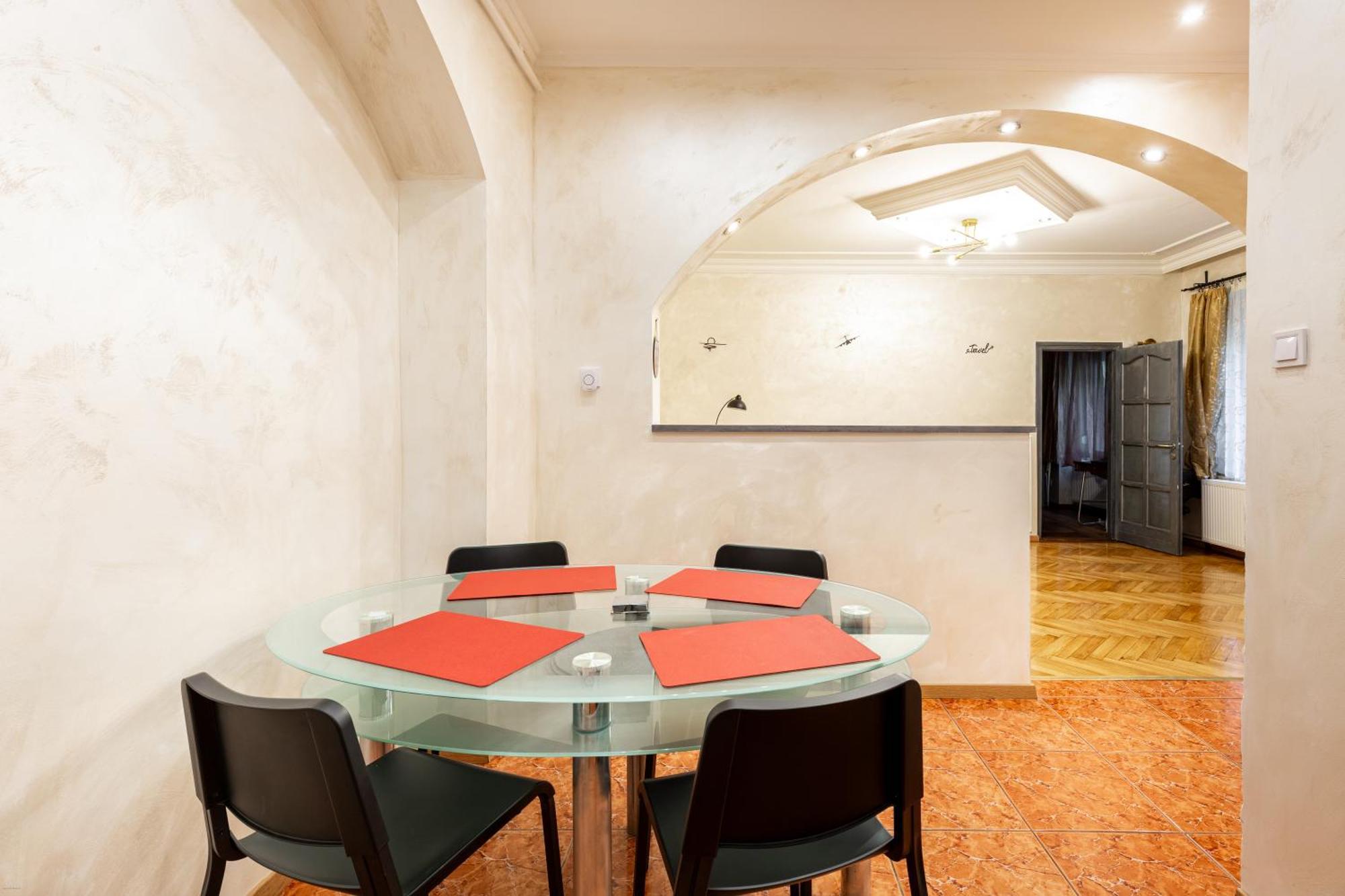 Apartament Mari&Emi Flat In Corvin Budapeszt Zewnętrze zdjęcie