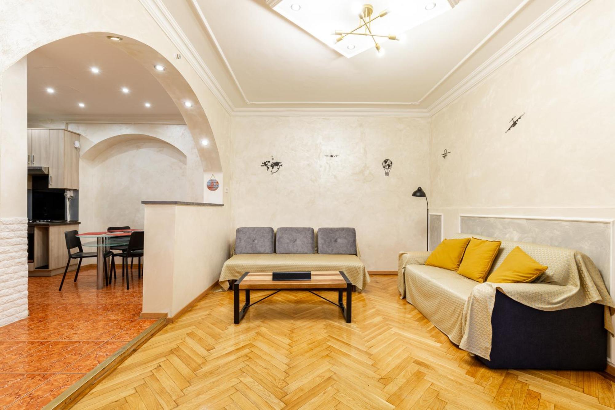 Apartament Mari&Emi Flat In Corvin Budapeszt Zewnętrze zdjęcie